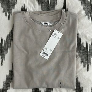 Uniqlo crew neck t-shirt (men’s)